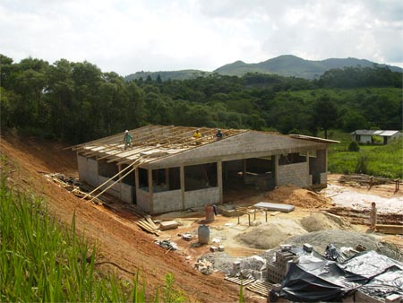 Rotary CLub de Curitiba Oeste - Construção da Nova Escola Rural da Macieira