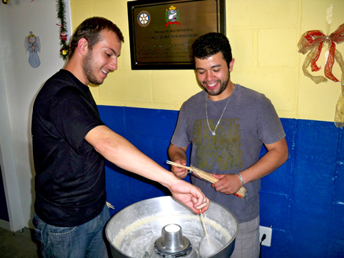 Rotary Club de Curitiba Oeste | Rotaract | Natal Macieira 2011