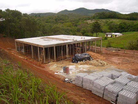 Rotary CLub de Curitiba Oeste - Construção da Nova Escola Rural da Macieira